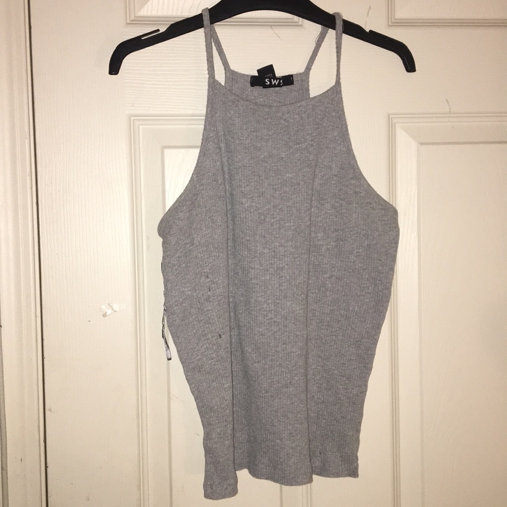 Sleeve less shirt